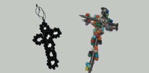 Kors af søm, ståltråd og perler